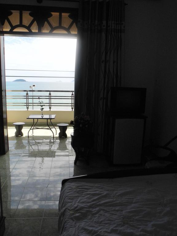 Nam Hong Hotel Nha Trang Chambre photo