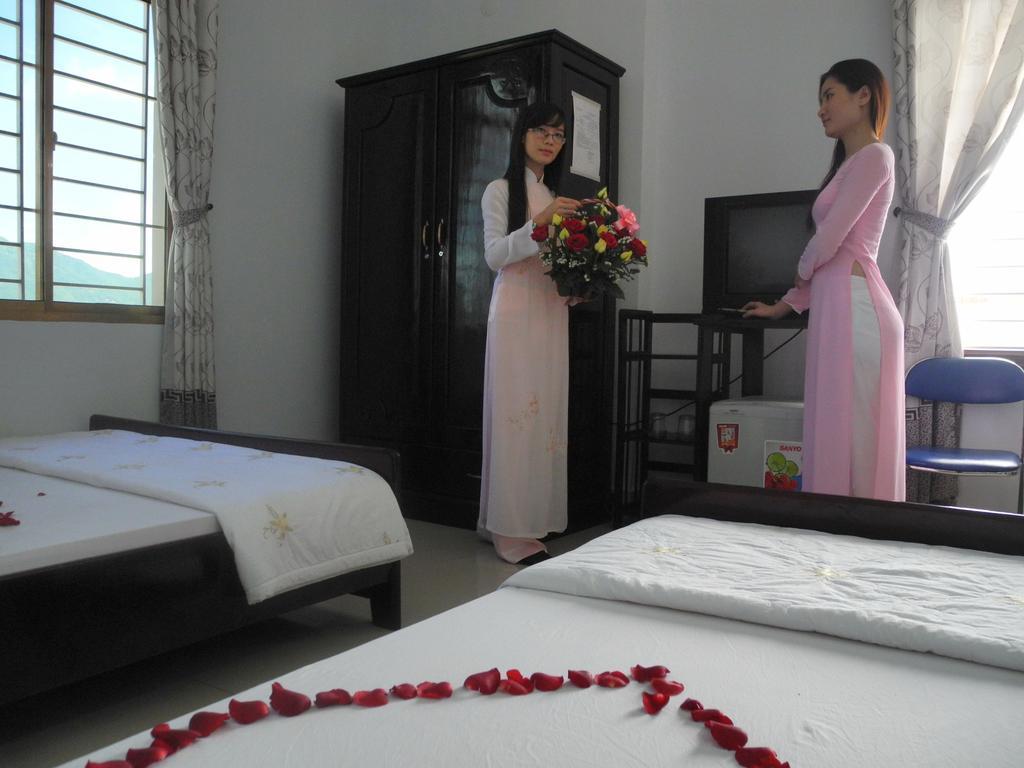 Nam Hong Hotel Nha Trang Chambre photo